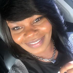 Meet your Posher, Laquita